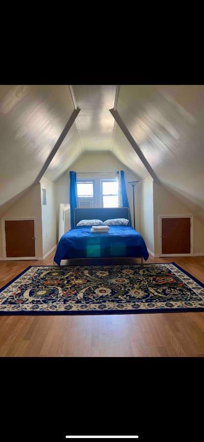 Accommodatie bij particulieren Newly Renovated One Bedroom Shared Cheerful In The Heart Of Queens New York